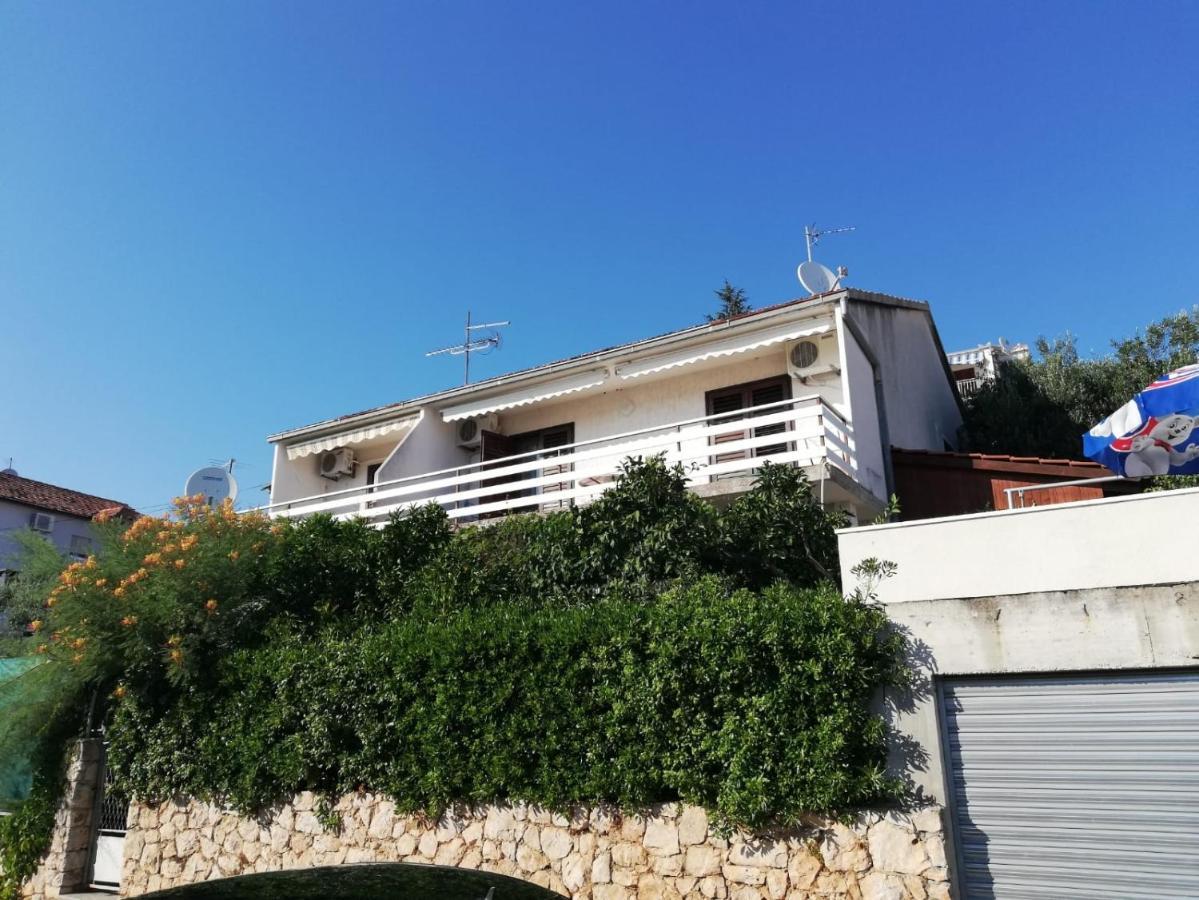 Apartments By The Sea Mavarstica, Ciovo - 2043 Trogir Exterior photo